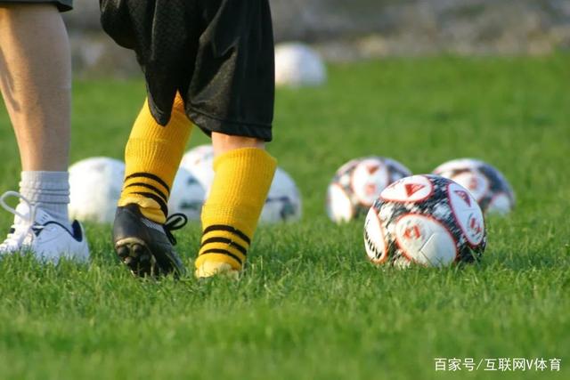 韦德晒女儿训练：女儿喜欢打篮球 老爸不可能不支持吧？